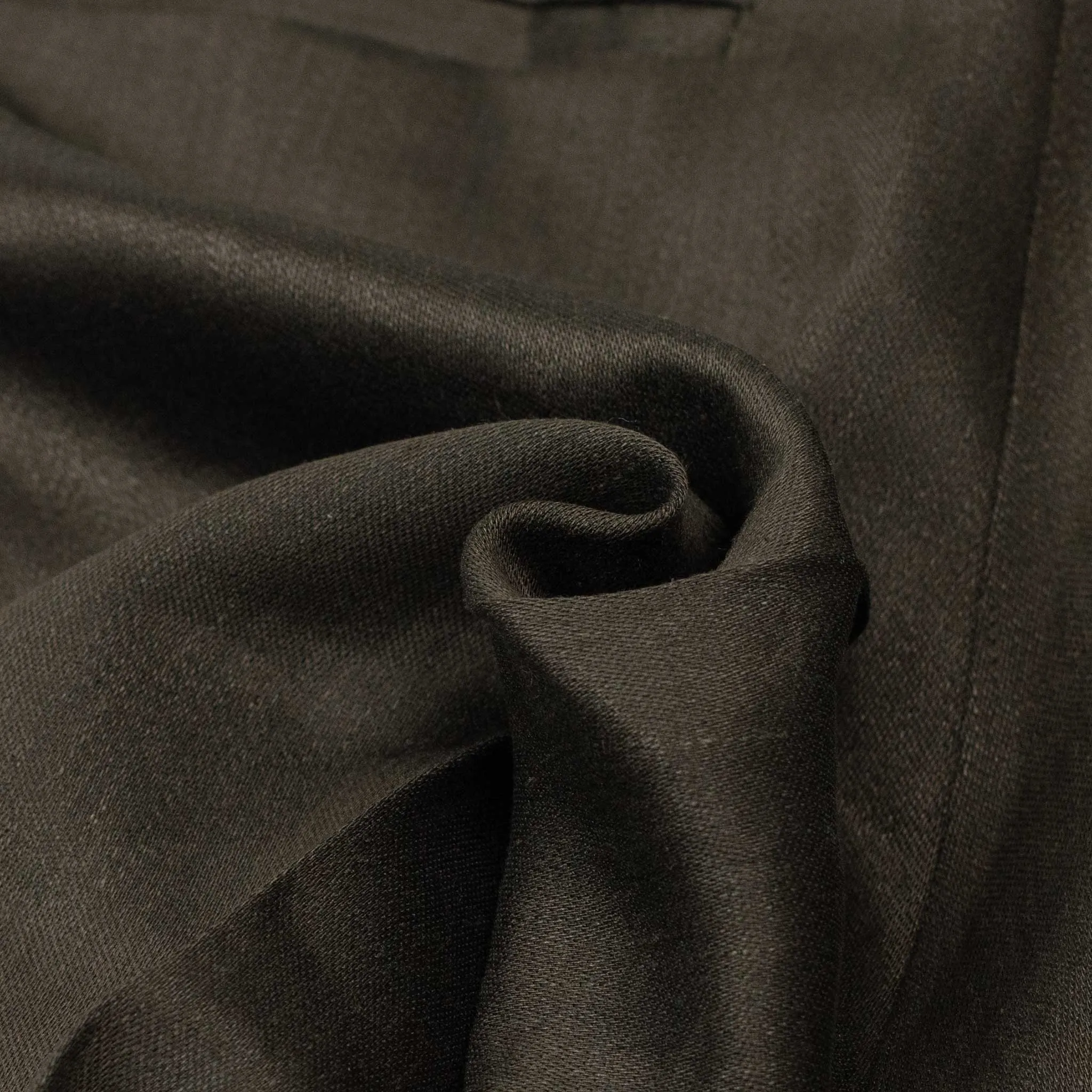 Shoecut pleated trousers in brown linen